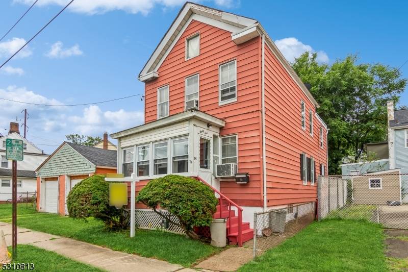 34 Clinton St, Rahway City, NJ 07065