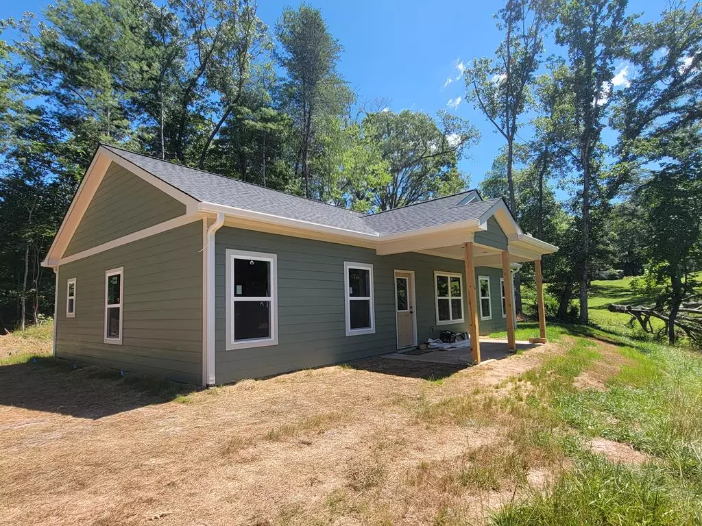 Hayesville, NC 28904,90 Paisley Pass