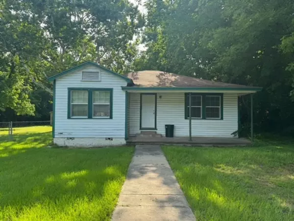 Mineola, TX 75773,121 Frances Street