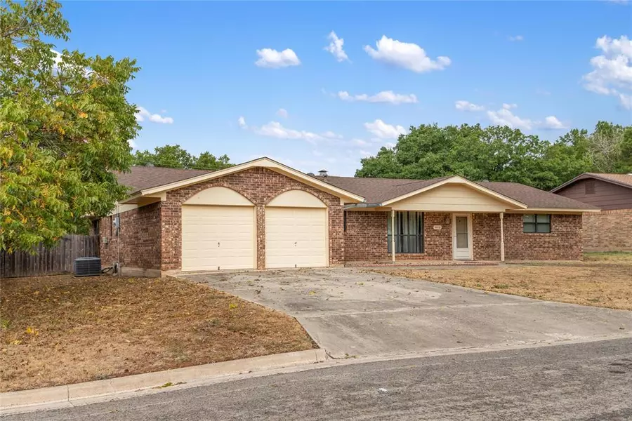 4408 Rosewood Drive, Brownwood, TX 76801