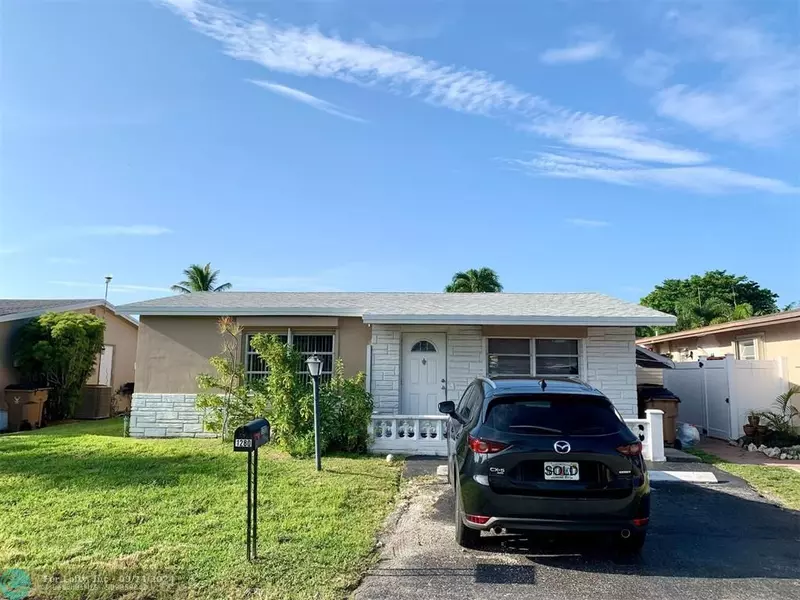 1280 NW 46th St, Deerfield Beach, FL 33064