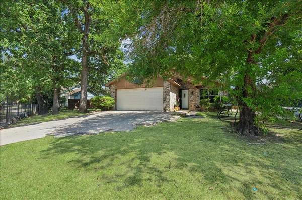 Dallas, TX 75217,10802 Phantom Hill Road