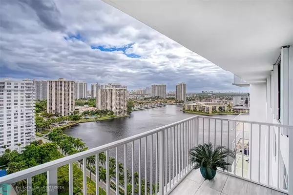 2801 NE 183rd St  #2014W, Aventura, FL 33160