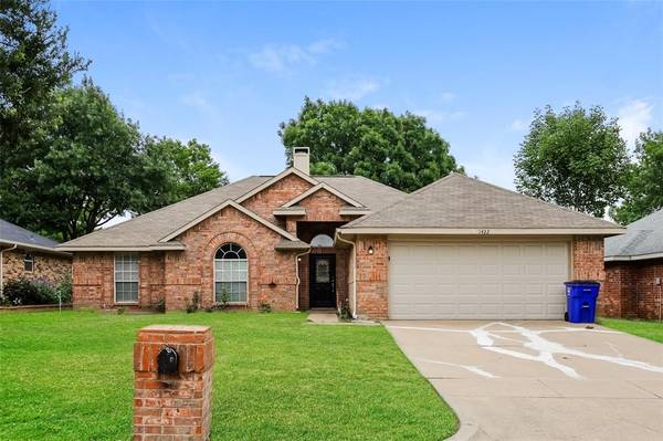 1422 New Haven Drive, Mansfield, TX 76063