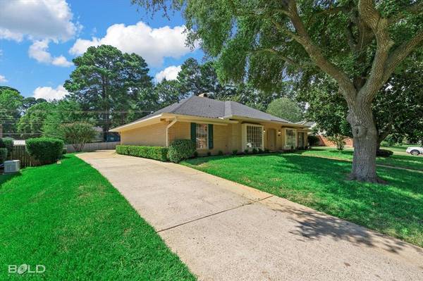 Shreveport, LA 71106,8518 Rampart Place