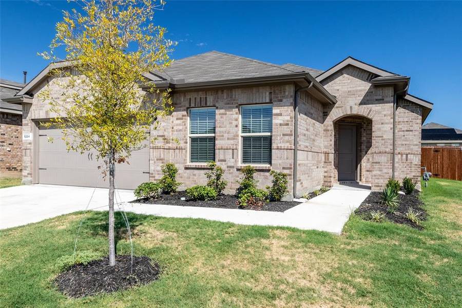 5204 Boulder Valley Drive, Fort Worth, TX 76179