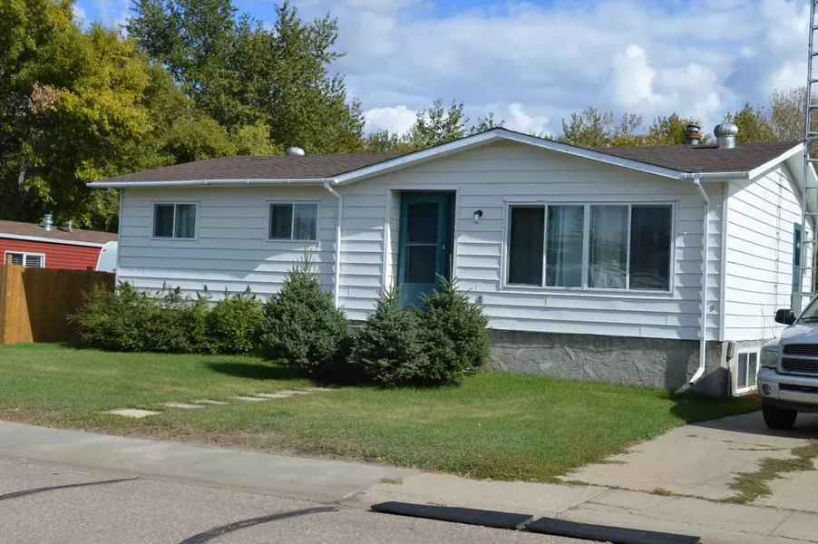 9 Mackenzie DR, Sedgewick, AB T0B4C0