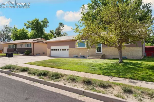 Colorado Springs, CO 80915,5003 Waddell AVE