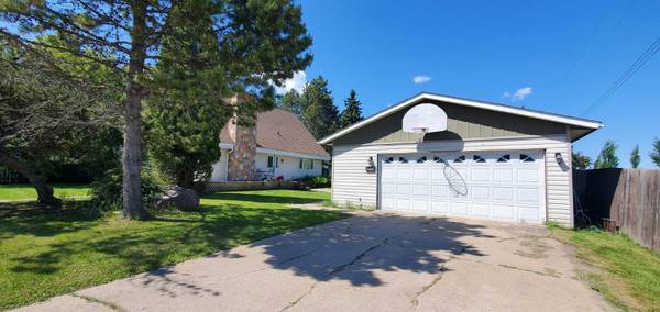 Plamondon, AB T0A 2T0,9718 100 Street