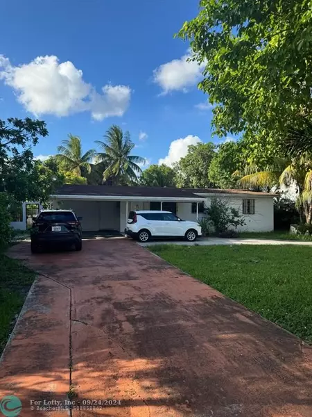 509 W 16th St, Hialeah, FL 33010