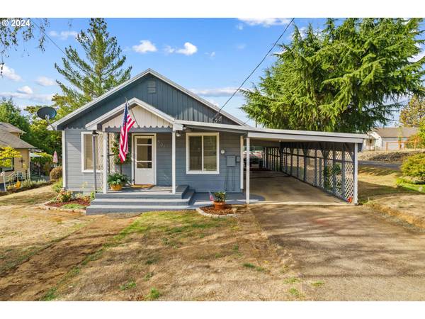 531 NE 5TH ST, Oakland, OR 97462