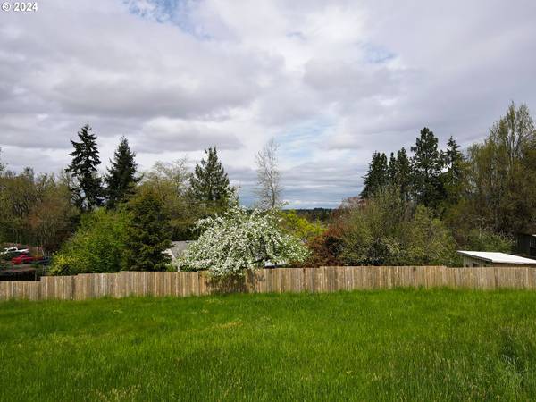 Eugene, OR 97405,2805 MCLEAN CT