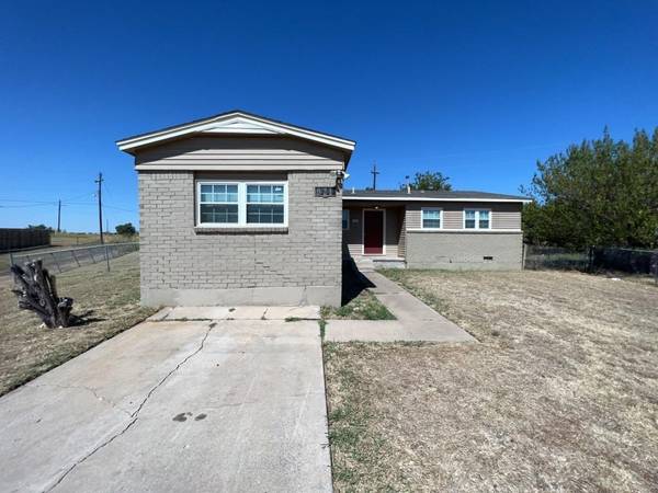 No City, OK 73501,921 SW Ranch Oak Boulevard