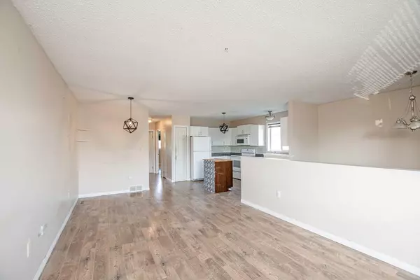 Grande Prairie, AB T8W1Y1,7842 Mission Heights Drive