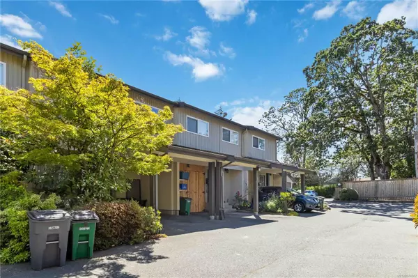 Saanich, BC V8T 4N4,3981 Saanich Rd #7