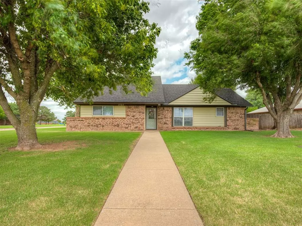 El Reno, OK 73036,1724 W Elm Street