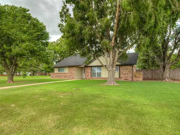 El Reno, OK 73036,1724 W Elm Street