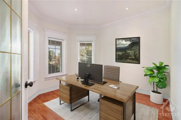 Ottawa, ON K4C 1S3,2500 LOOKOUT DR