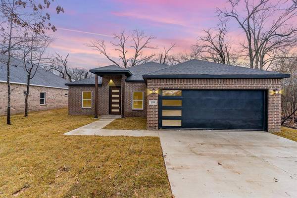 109 Dogwood Drive, Trinidad, TX 75163