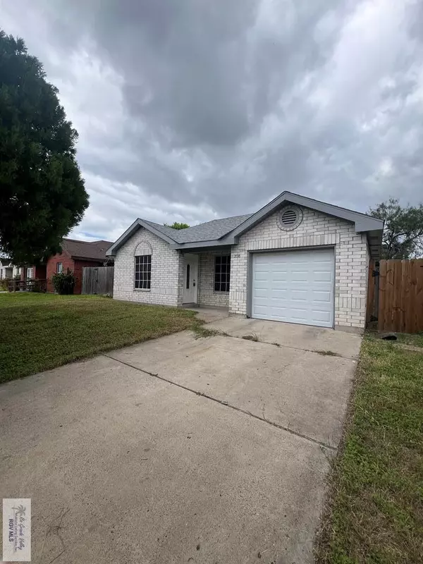 2098 EL PARAISO DR., Brownsville, TX 78520