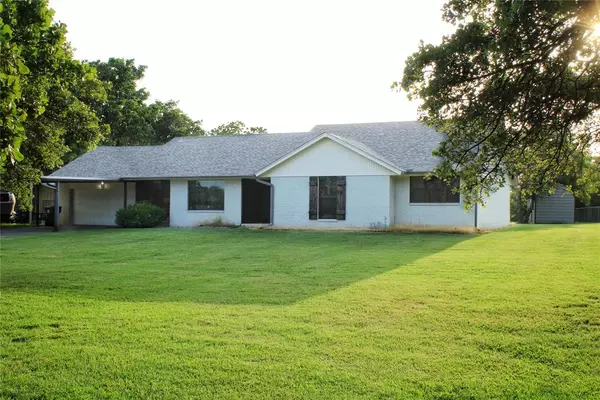 1733 Lytal Lane, Choctaw, OK 73020