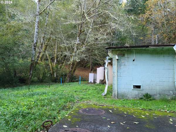 North Bend, OR 97459,0 Ruth Road #1