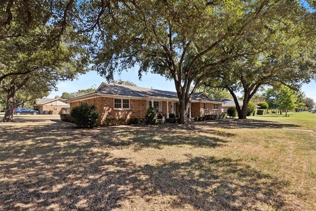 Cleburne, TX 76033,1236 Crestwood Drive