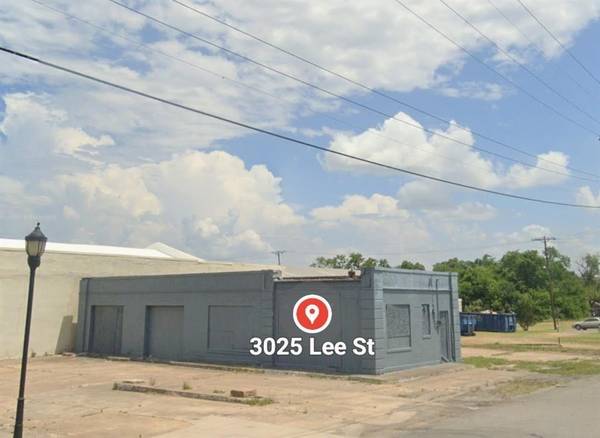 3025 Lee Street, Greenville, TX 75401