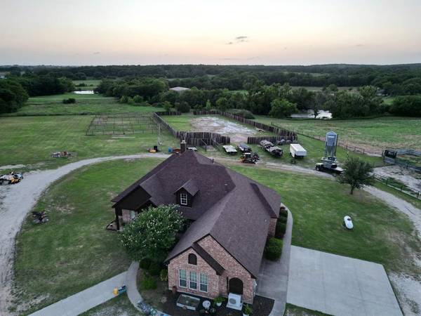 35 County Road 154, Gainesville, TX 76240