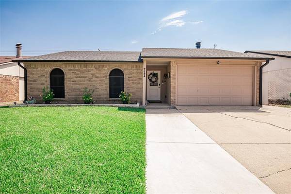 722 Rolling Ridge Drive, Allen, TX 75002