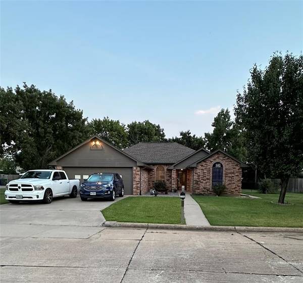 2506 Evelyn Road, Whitesboro, TX 76273