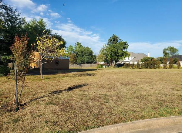 Bonham, TX 75418,TBD E Saint Andrews Court