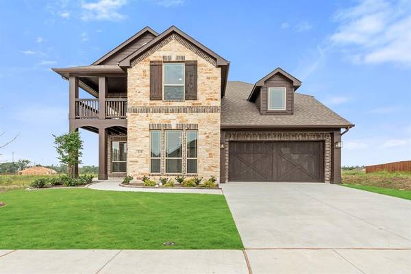 223 Comanche Trail, Alvarado, TX 76009