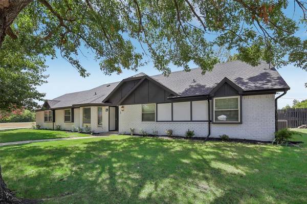 445 Cannon Lane, Highland Village, TX 75077