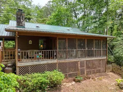 Murphy, NC 28906,145 Piney Woods Way