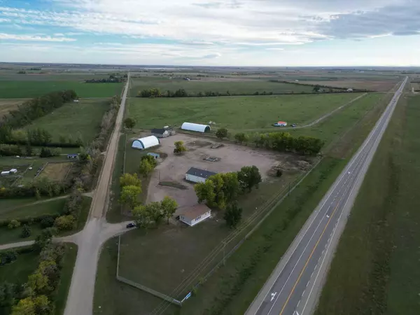 Rural Rocky View County, AB t0t 0t0,280109 Range Road 261