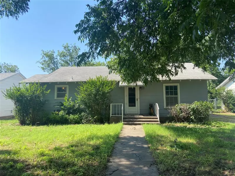 1103 Payne, Olney, TX 76374