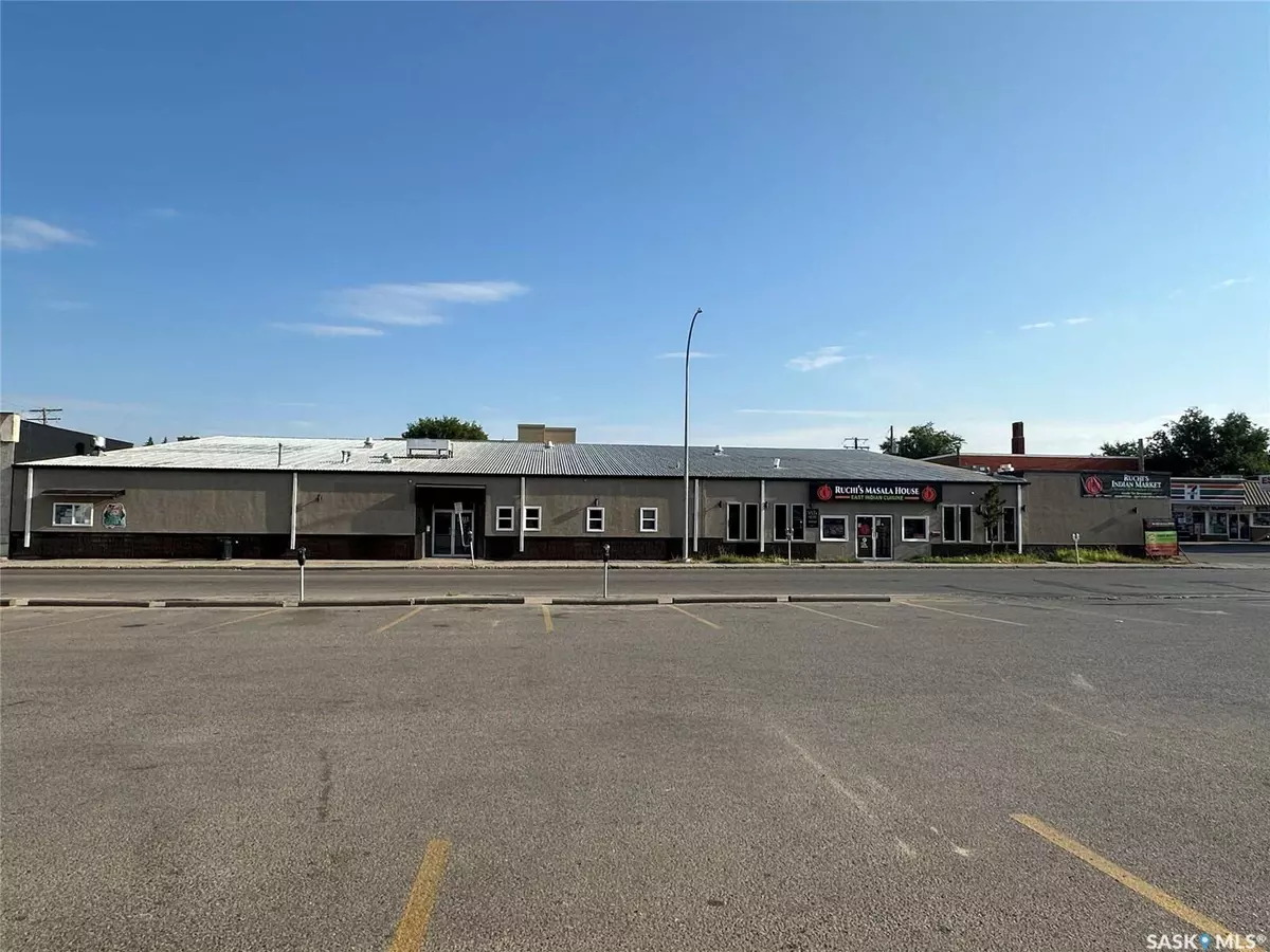 Moose Jaw, SK S6H 2J6,50 Caribou STREET W