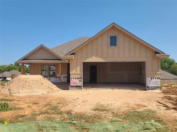 205 Camellia Circle, Noble, OK 73068