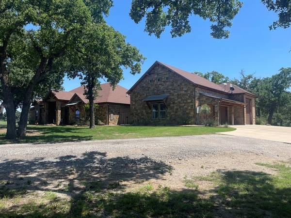 Millsap, TX 76066,5301 Lazy Bend Road