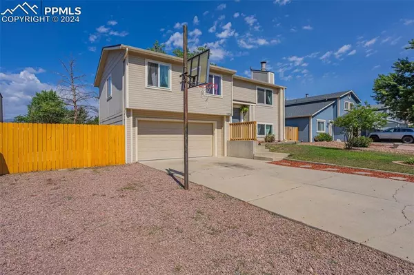 Colorado Springs, CO 80915,1330 Shadberry CT