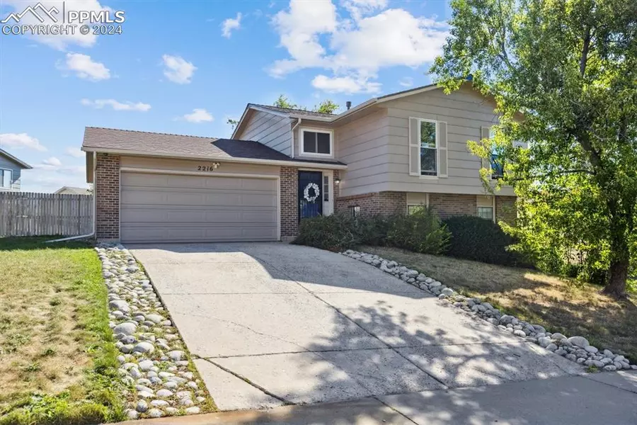 2216 Summerfield DR, Castle Rock, CO 80104