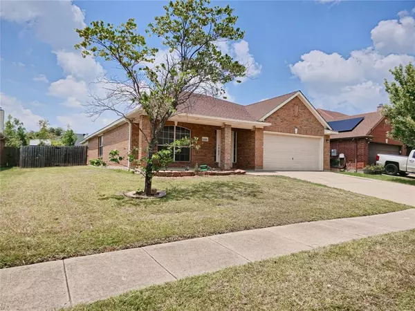 Arlington, TX 76002,6926 Snowy Owl Street