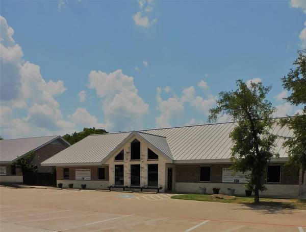 Sherman, TX 75090,220 E Evergreen Street