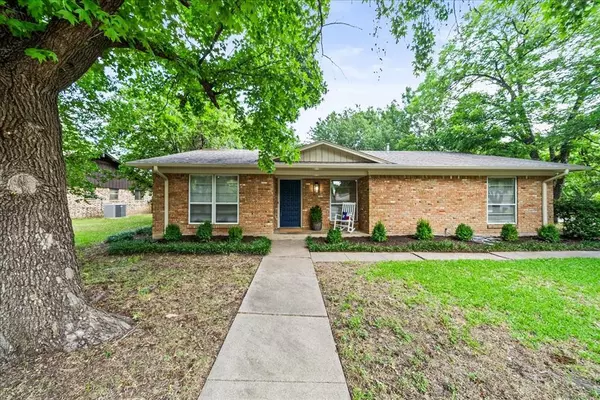 Denton, TX 76209,1429 Kings Row