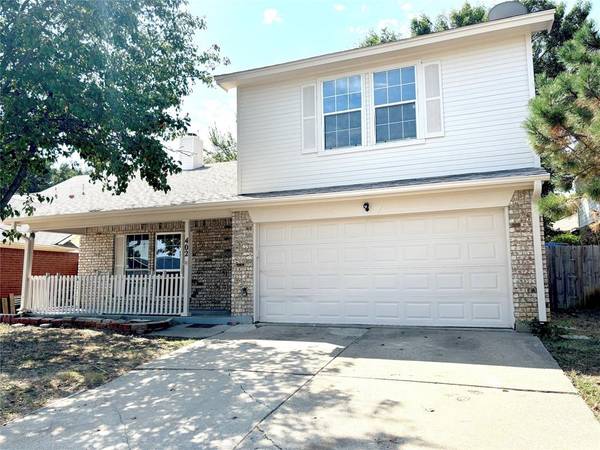 402 Faircrest Drive,  Arlington,  TX 76018