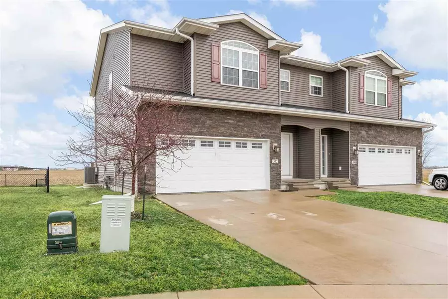 302 Sunset Pl, North Liberty, IA 52317