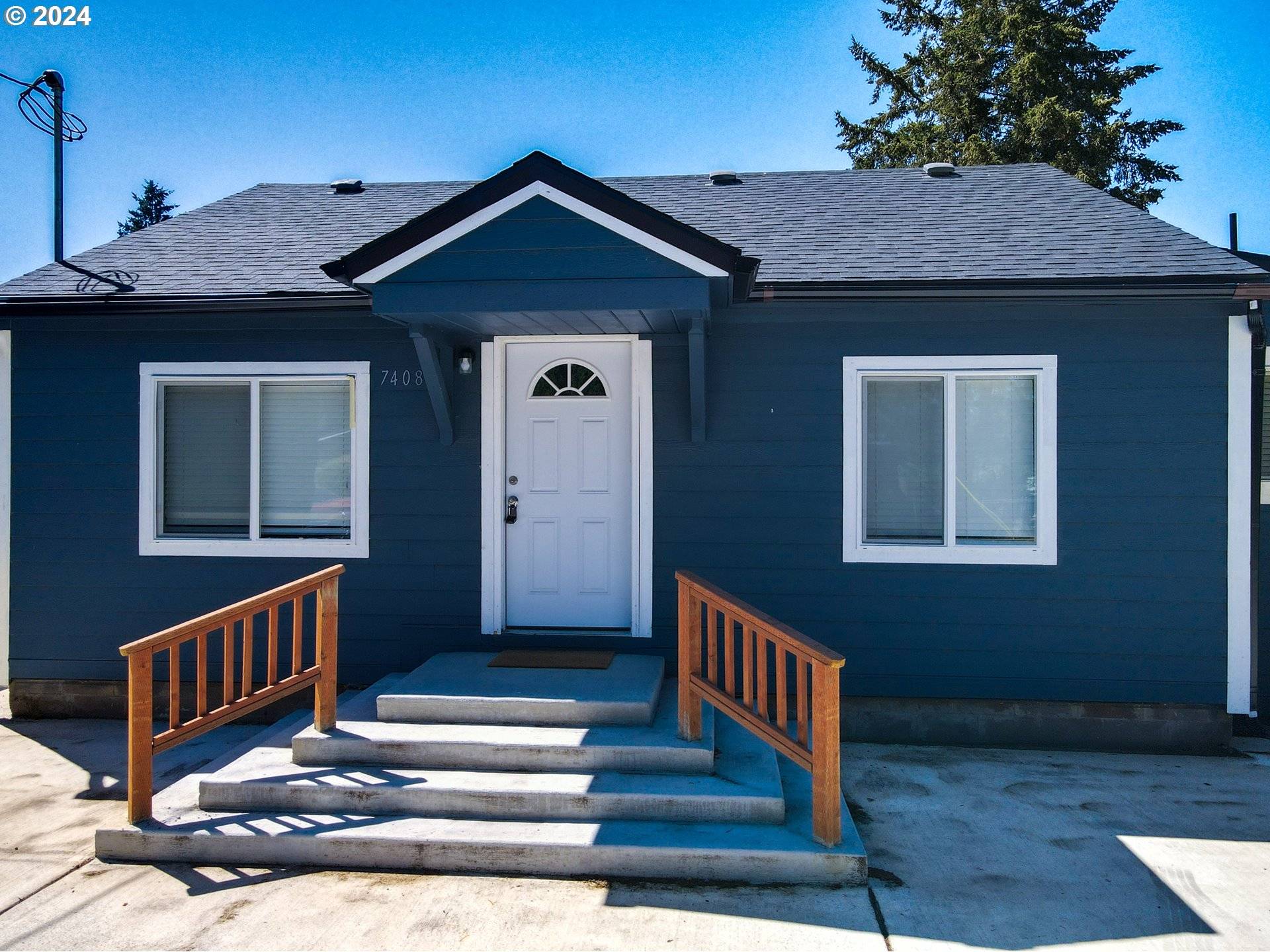 7408 SE LAMPHIER ST, Milwaukie, OR 97222