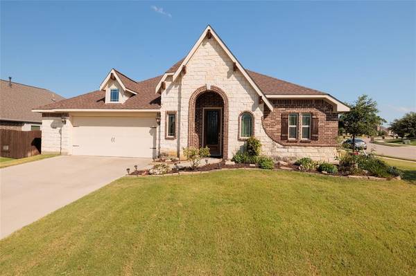 5800 New Ballinger Drive,  Denton,  TX 76226