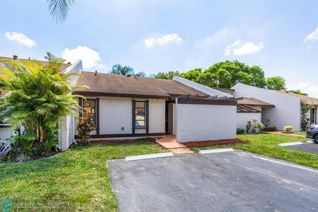 1681 NW 98TH AV #3,  Pembroke Pines,  FL 33024